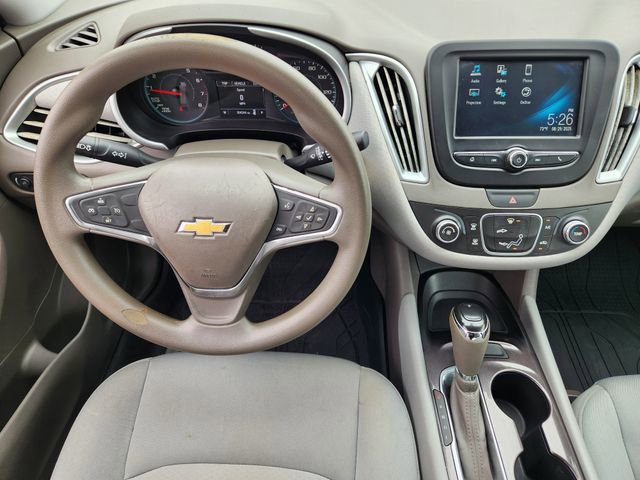 2018 Chevrolet Malibu photo 26