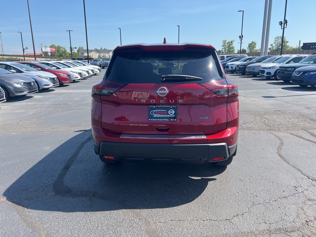 2026 Nissan Rogue SV photo 4