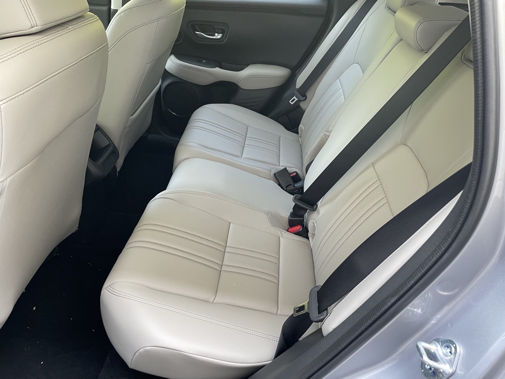 2026 Honda HR-V EX-L photo 7
