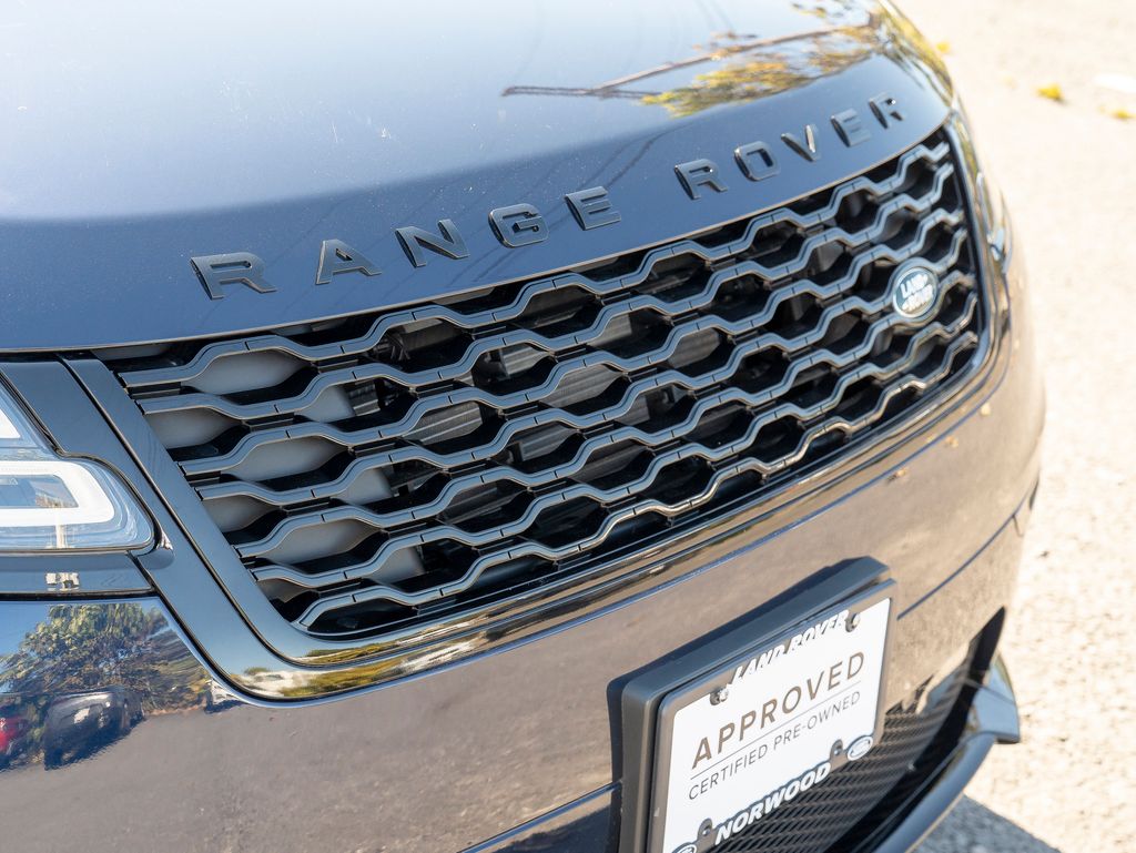 2021 Land Rover Range Rover Velar P250 R-Dynamic S photo 17