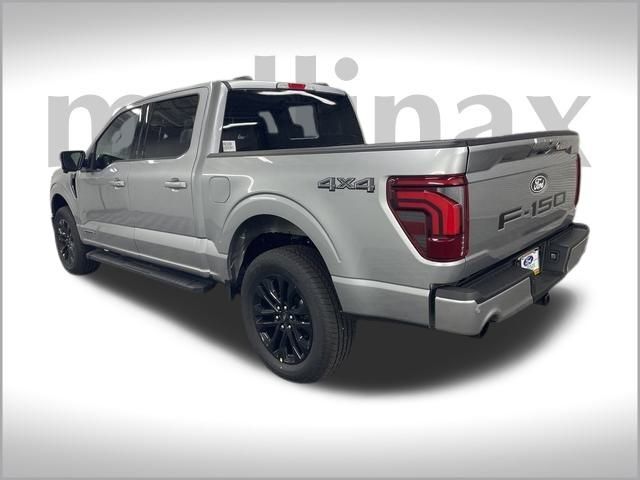 2025 Ford F-150 Lariat photo 3