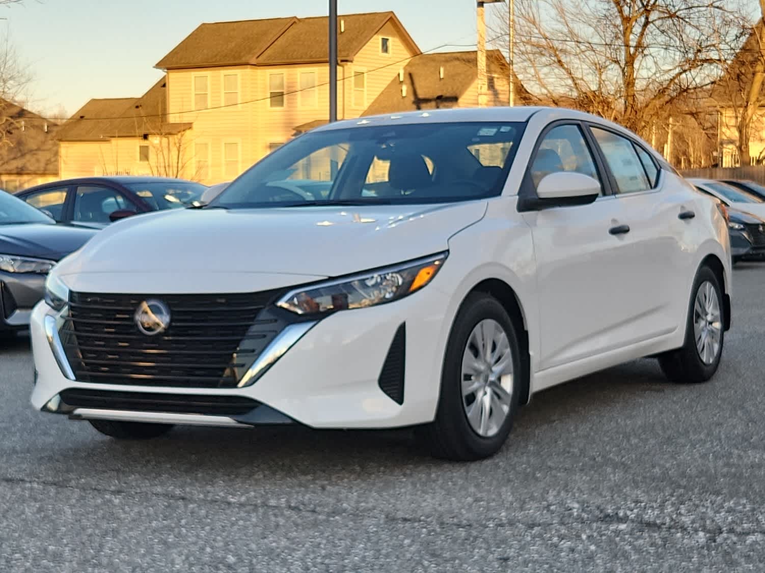 2025 Nissan Sentra S's photo