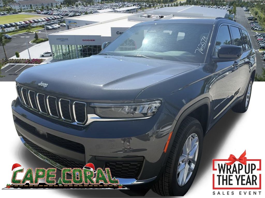 2025 Jeep Grand Cherokee L Laredo's photo