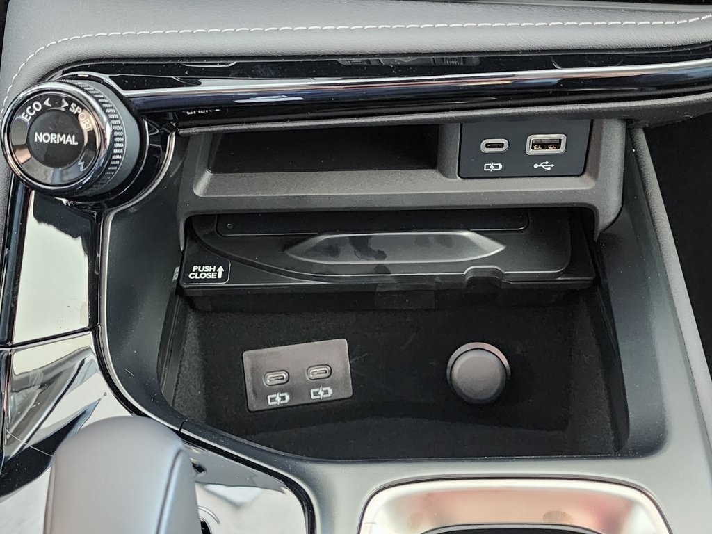 2025 Lexus NX 250 photo 22