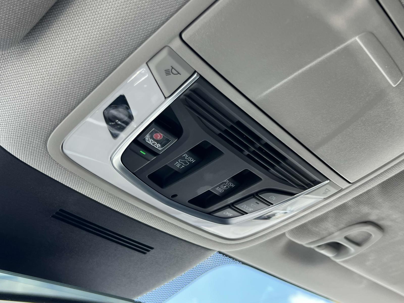 2025 Acura MDX SH-AWD photo 34