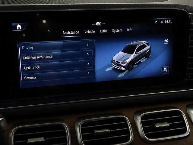 2025 Mercedes Benz GLE 450 4MATIC photo 17