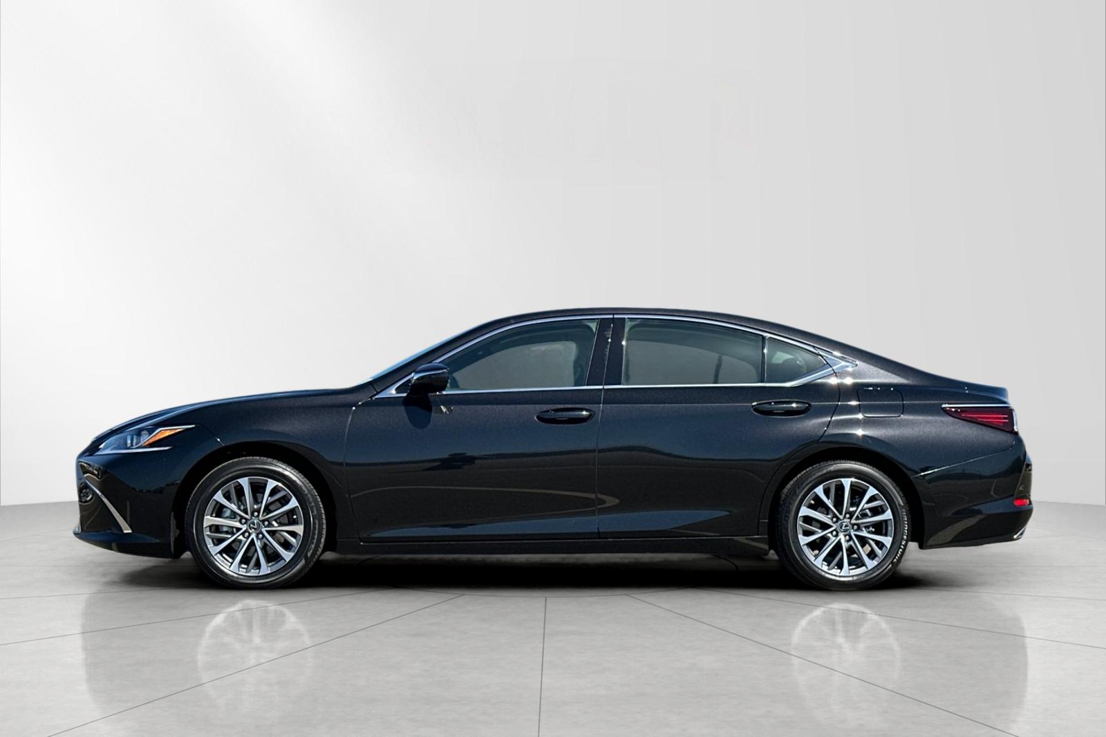 2025 Lexus ES 350 photo 2