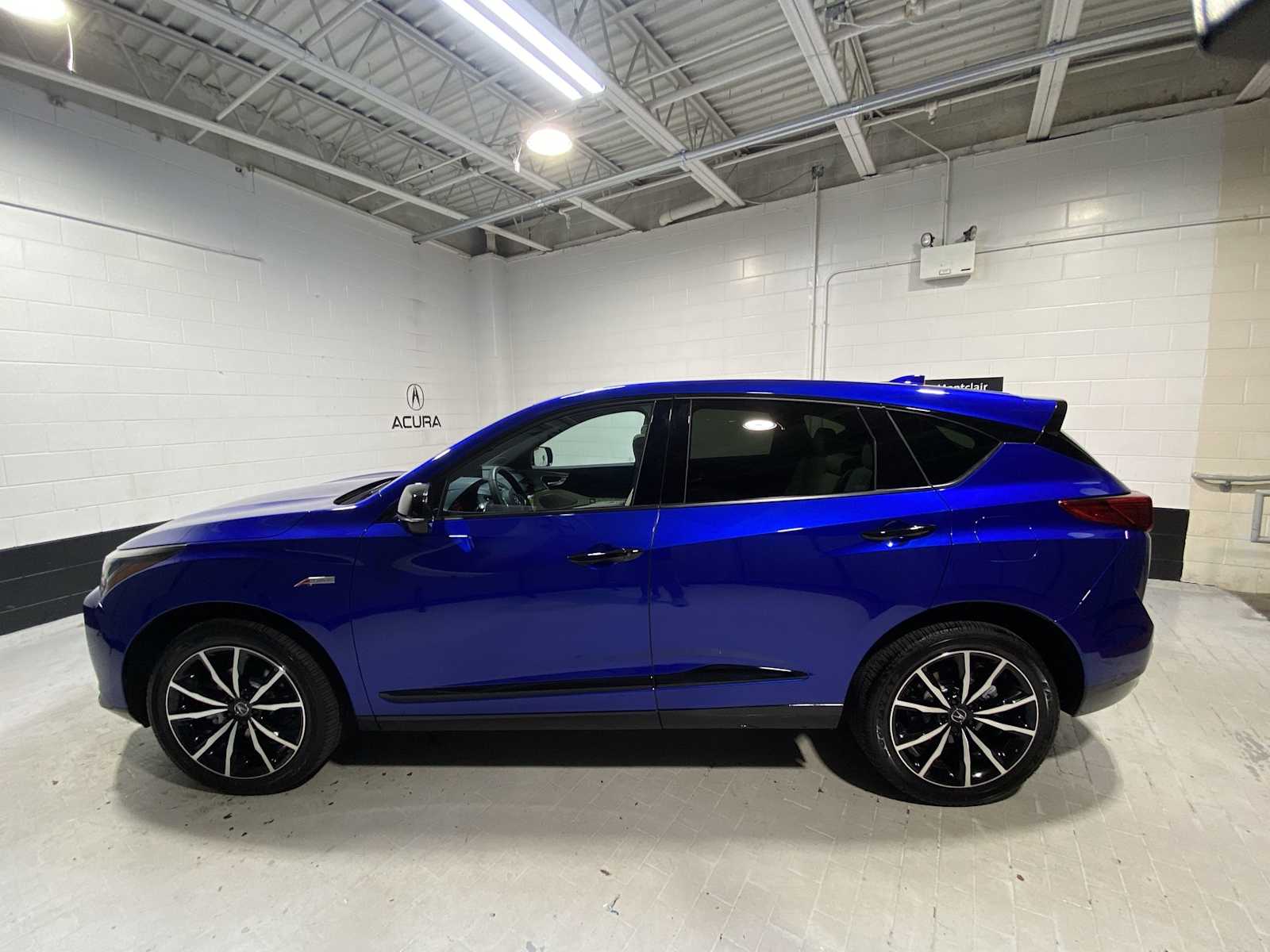 2025 Acura RDX A-Spec Advance photo 3