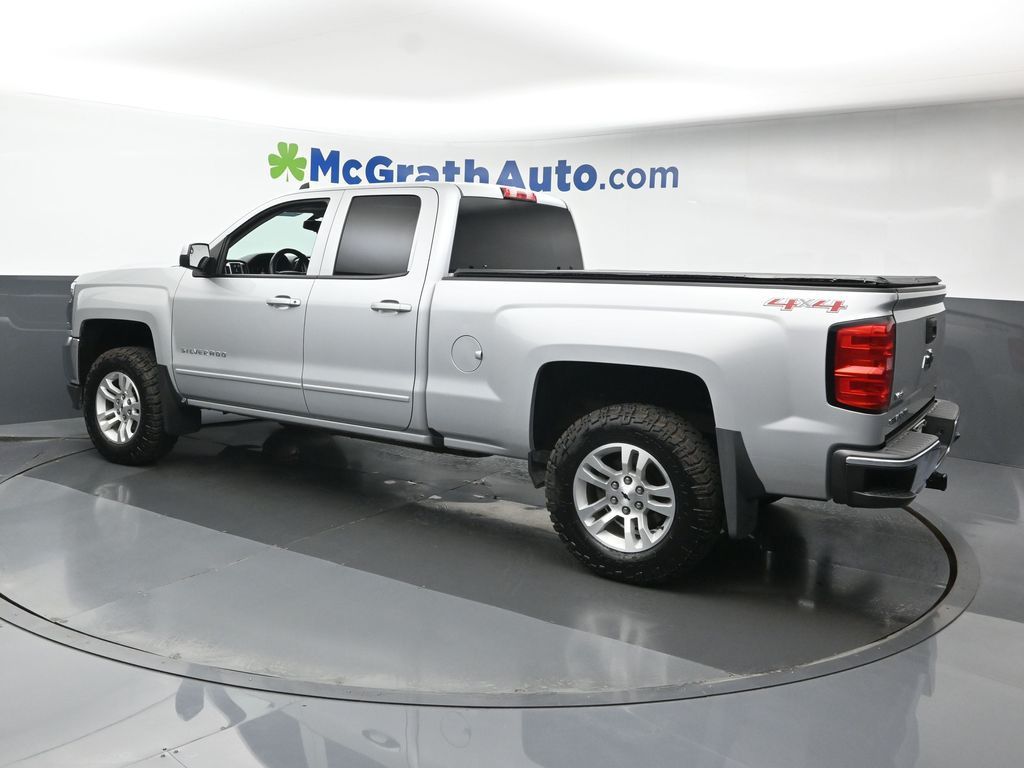 2017 Chevrolet Silverado 1500 LT photo 16