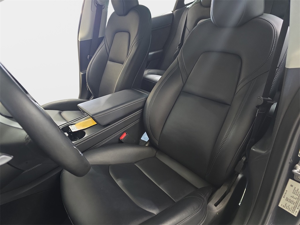 2023 Tesla Model 3 photo 16