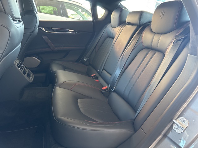 2022 Maserati Quattroporte Modena Q4 photo 16