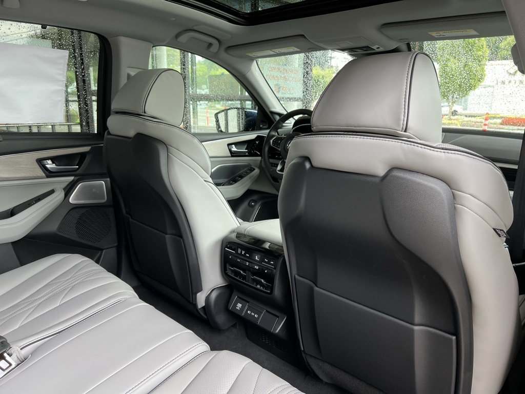 2026 Acura MDX Advance SH-AWD photo 27
