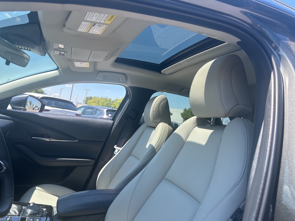 2025 Mazda CX-30 2.5 S Preferred photo 3