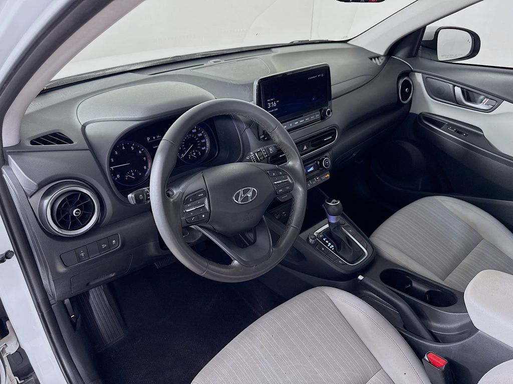 2023 Hyundai Kona SEL photo 13