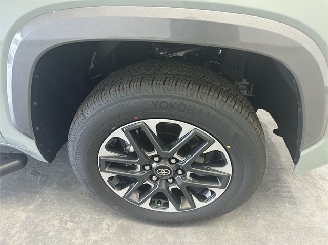 2025 Toyota Tundra Limited photo 11