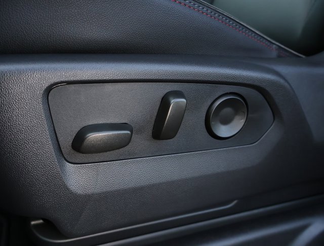 2025 Chevrolet Tahoe RST photo 9