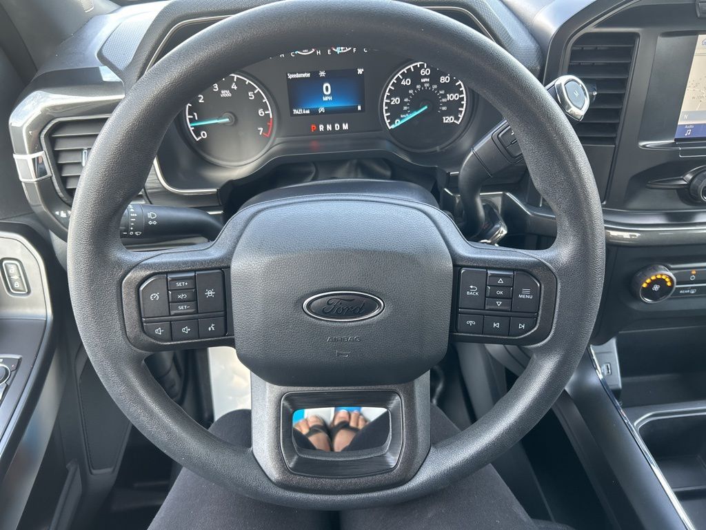 2021 Ford F-150 XL photo 13