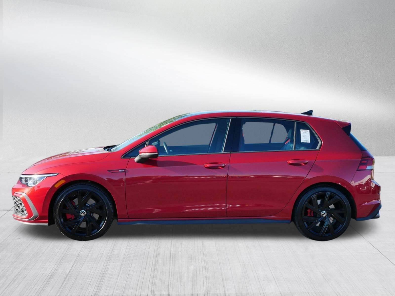 2023 Volkswagen Golf GTI SE photo 4