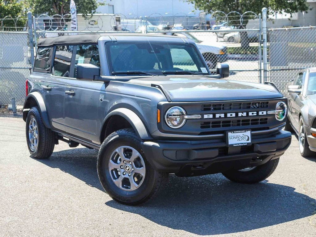 2025 Ford Bronco 4-Door Big Bend's photo