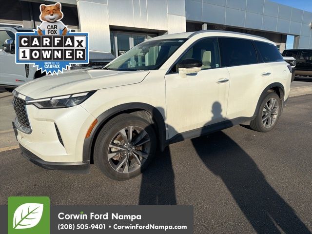 2023 INFINITI QX60 LUXE's photo