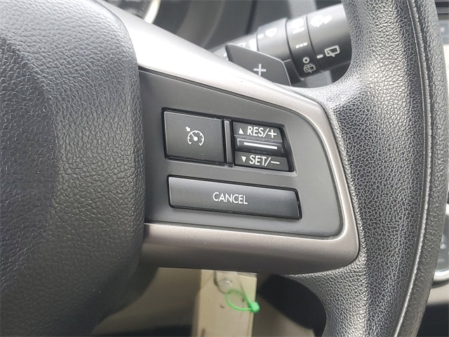 2015 Subaru Impreza 2.0i Premium photo 14