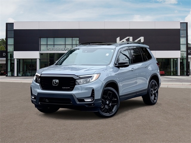 2025 Honda Passport Black Edition's photo