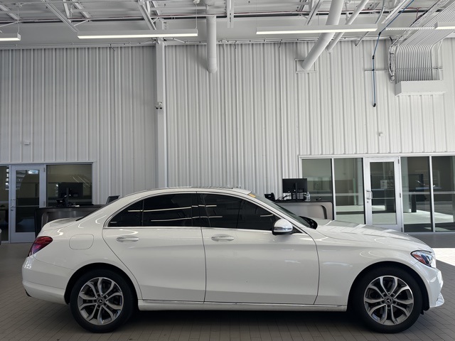 2018 Mercedes Benz C 300 4MATIC photo 2
