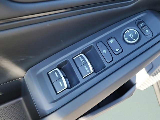2025 Honda Accord SE photo 19