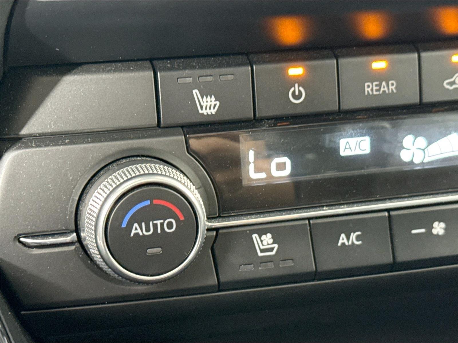 2022 Mazda CX-9 Touring photo 28