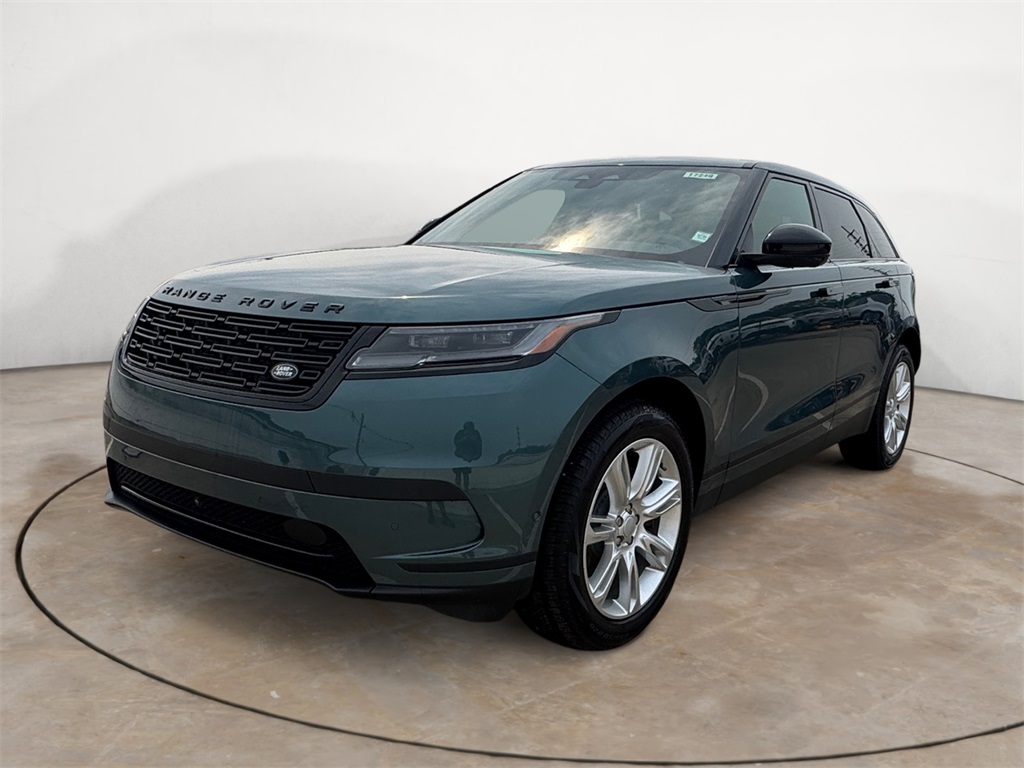 2026 Land Rover Range Rover Velar S's photo