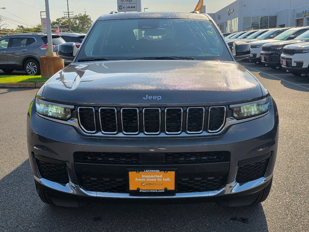2023 Jeep Cherokee Laredo photo 7
