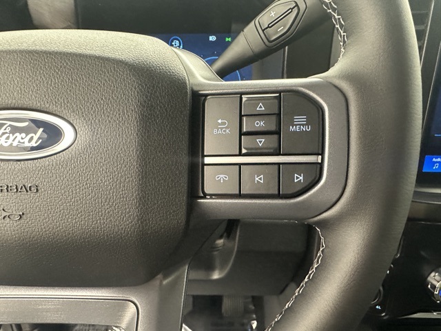 2026 Ford F-350 Lariat photo 36