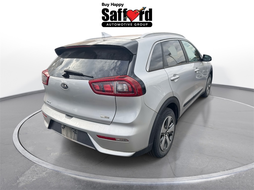 2017 Kia Niro EX photo 3