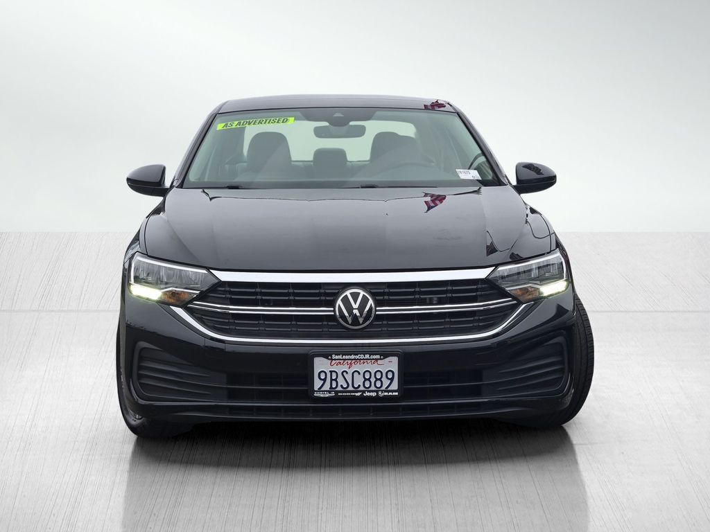 3VW7M7BU9NM002746