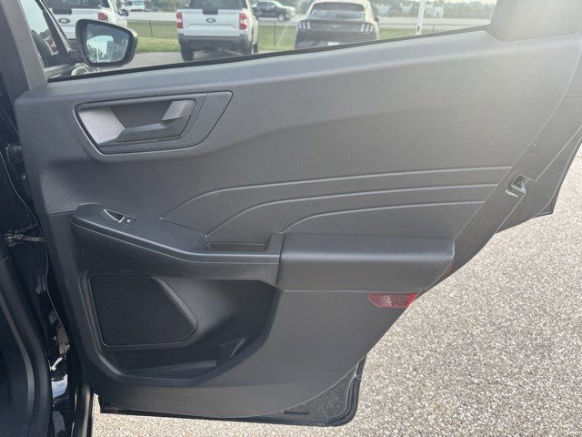 2022 Ford Escape SE photo 28