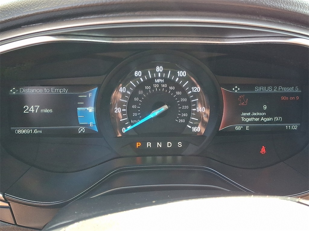2019 Ford Fusion SE photo 18