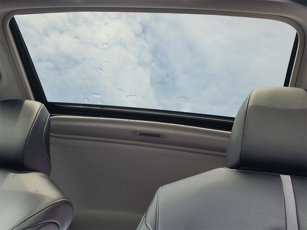 2023 Toyota Camry SE photo 13