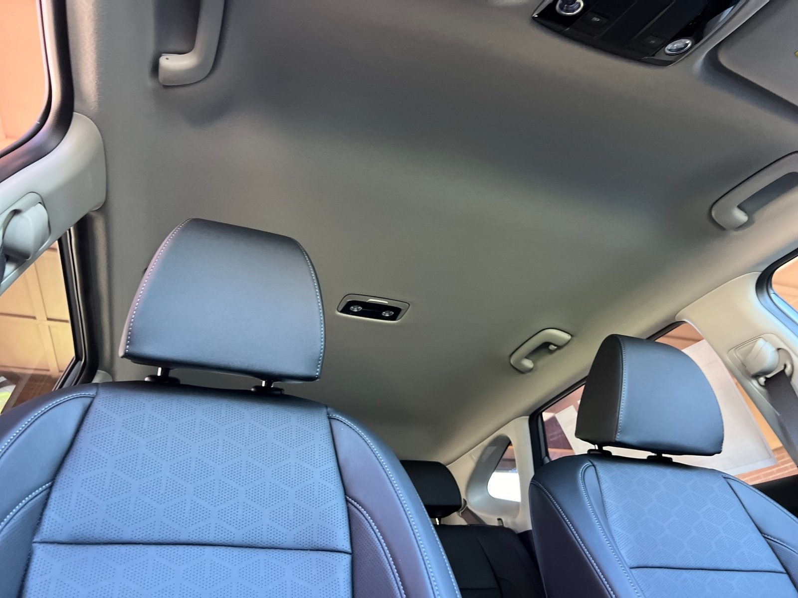 2026 Kia Seltos EX photo 15