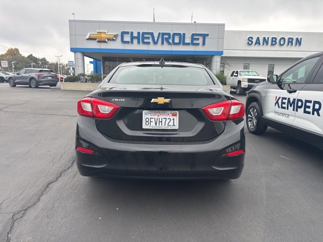 2018 Chevrolet Cruze LS photo 4