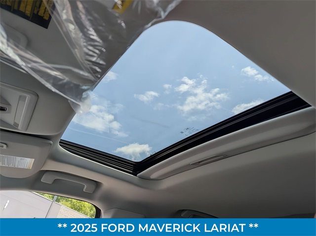 2025 Ford Maverick Lariat photo 24