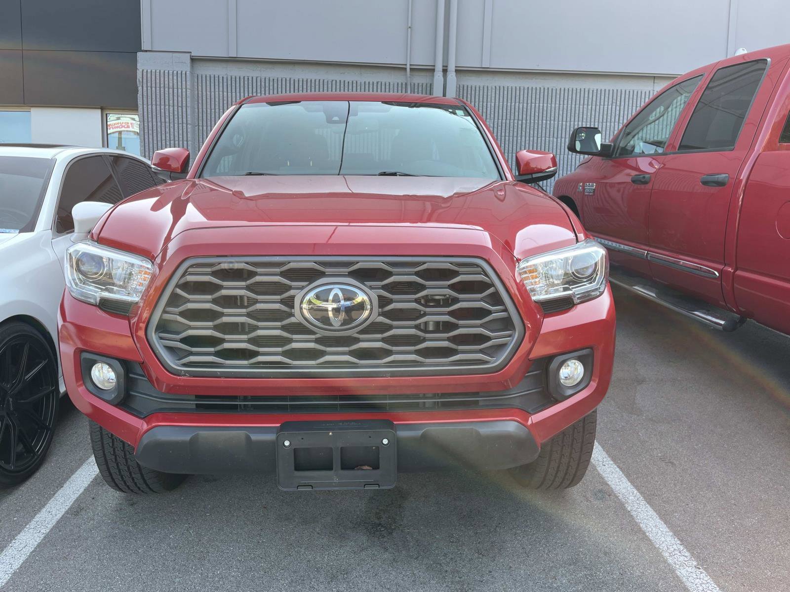 2022 Toyota Tacoma TRD Off-Road photo 4