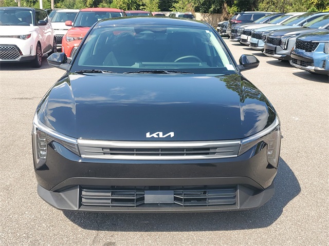 2025 Kia K4 LXS photo 2