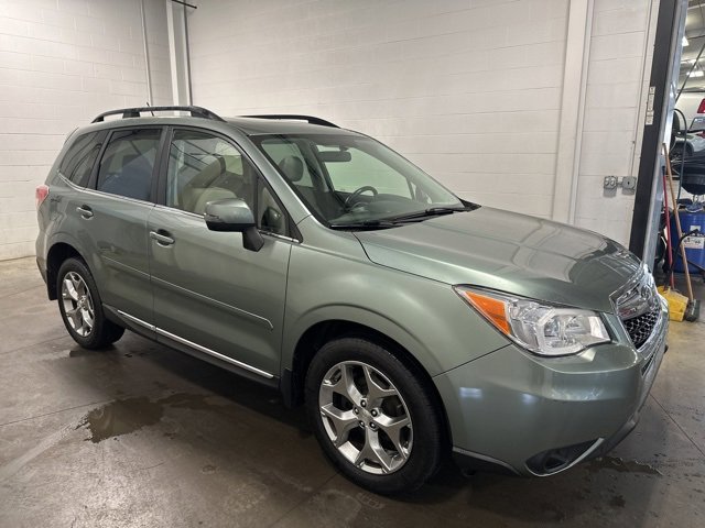 2015 Subaru Forester 2.5i Touring photo 3