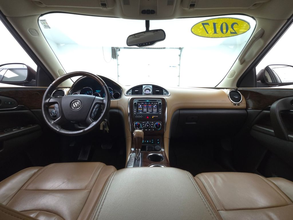 2017 Buick Enclave Leather photo 2
