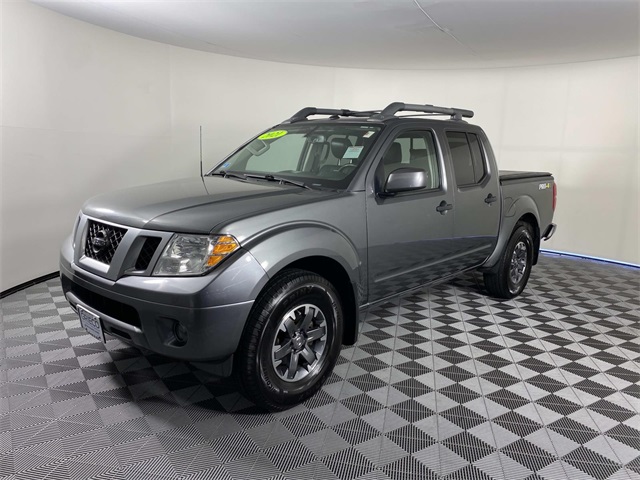 2021 Nissan Frontier PRO-4X photo 3