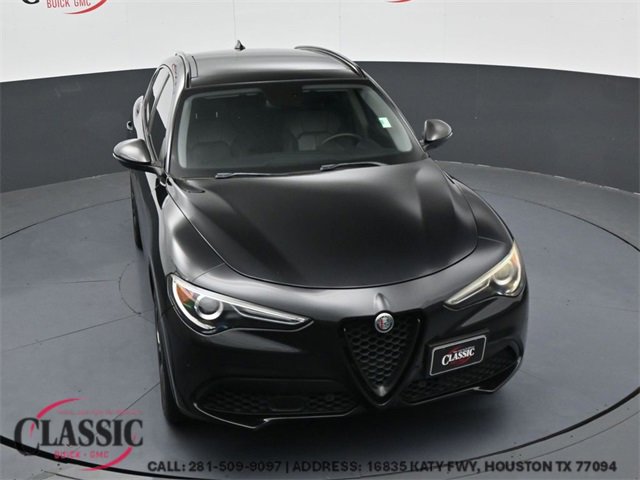 2019 Alfa Romeo Stelvio Sport's photo