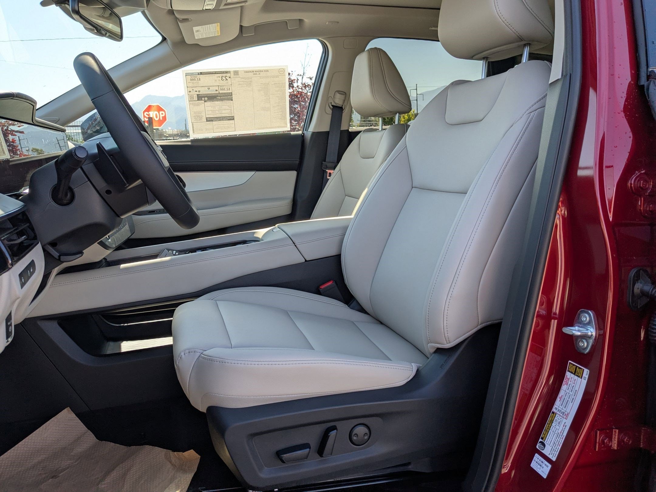 2025 Nissan Murano SL photo 15