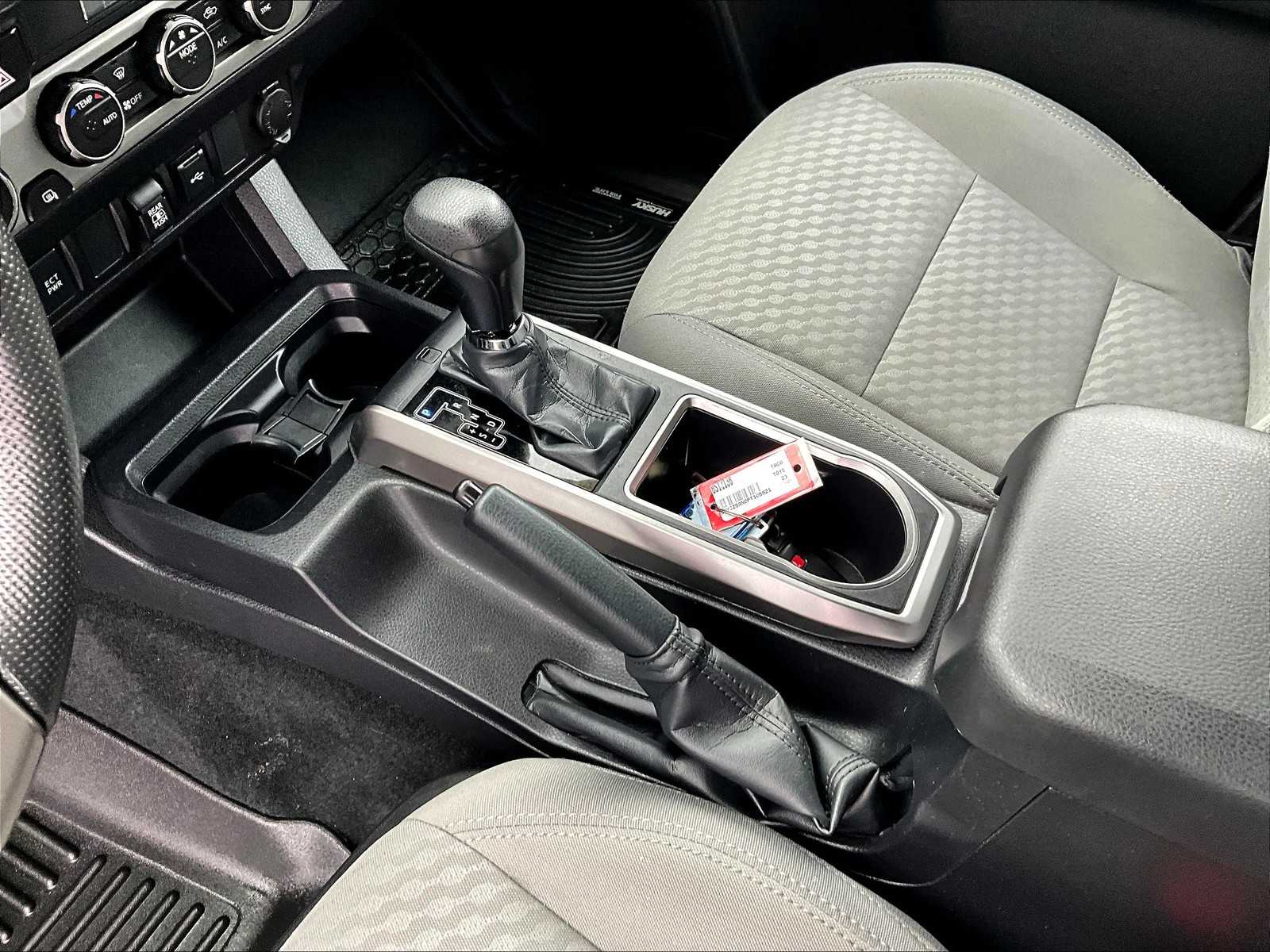 2023 Toyota Tacoma SR5 photo 20