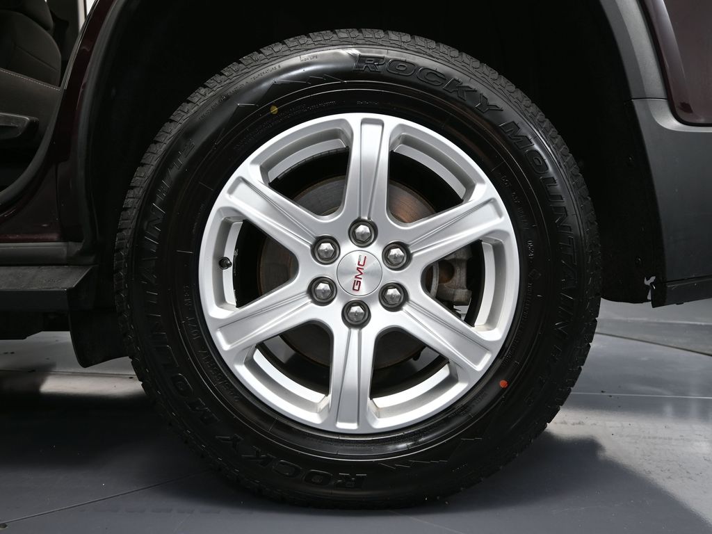 2017 Gmc Acadia SLE photo 9