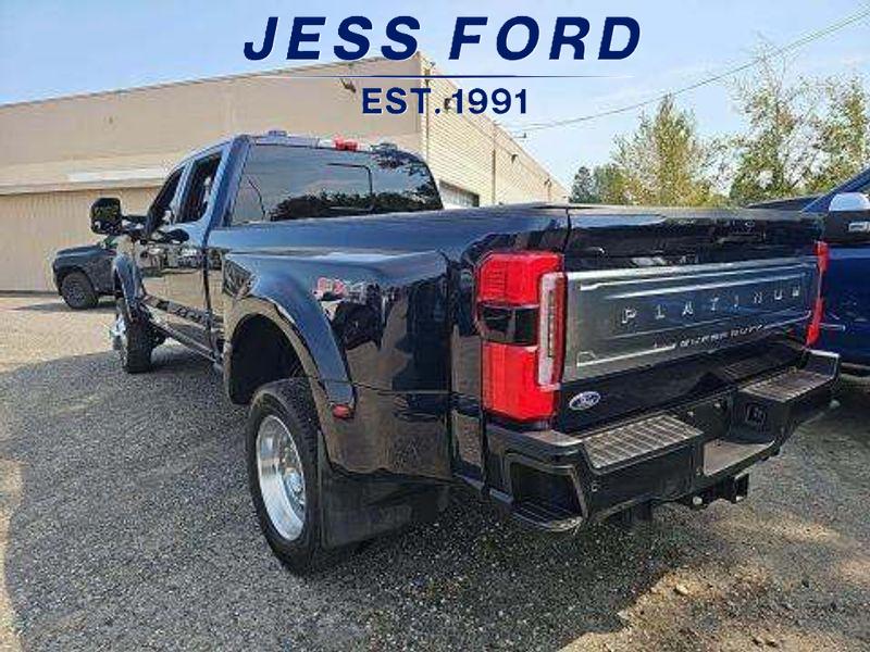 2024 Ford F-450 Platinum photo 3